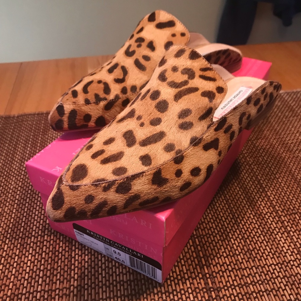 LAST CHANCE-Chinese Laundry Capri Calf Hair Loafer Mule - Picture 1 of 7